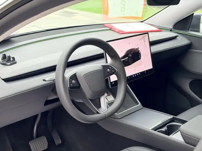 Model Y 2025 Model Rear-wheel drive version – фото 9