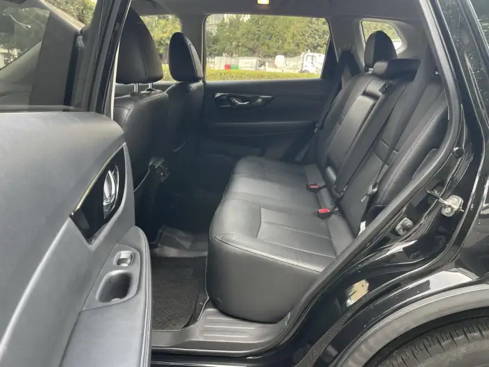 Nissan X-Trail 2020 Model 2.5L CVT Luxury Pilot Edition 4WD – фото 15