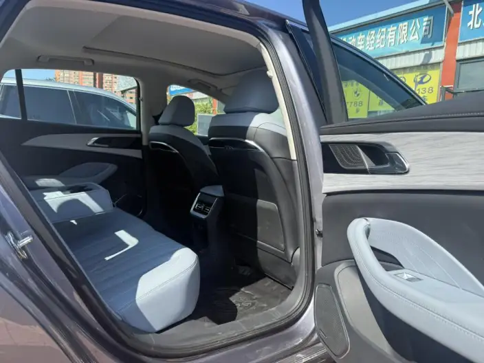 Hongqi H5 PHEV 2025 Model 170 Chao Hybrid Edition – фото 17