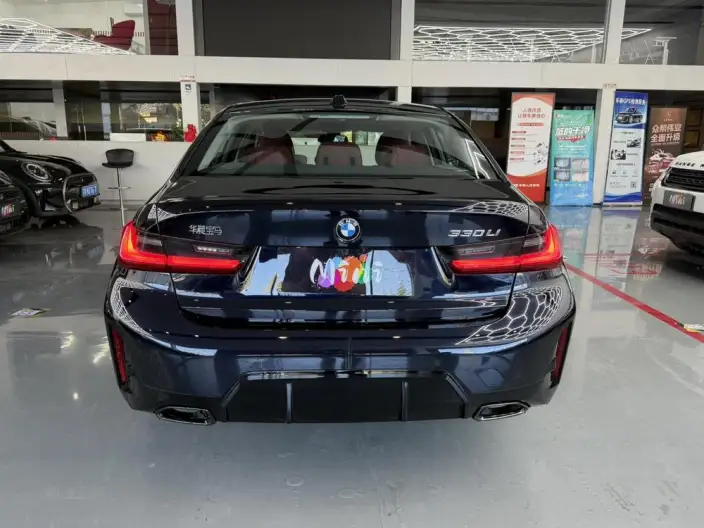 BMW 3 Series 2025 Model 330Li M Sports Night Set – фото 5