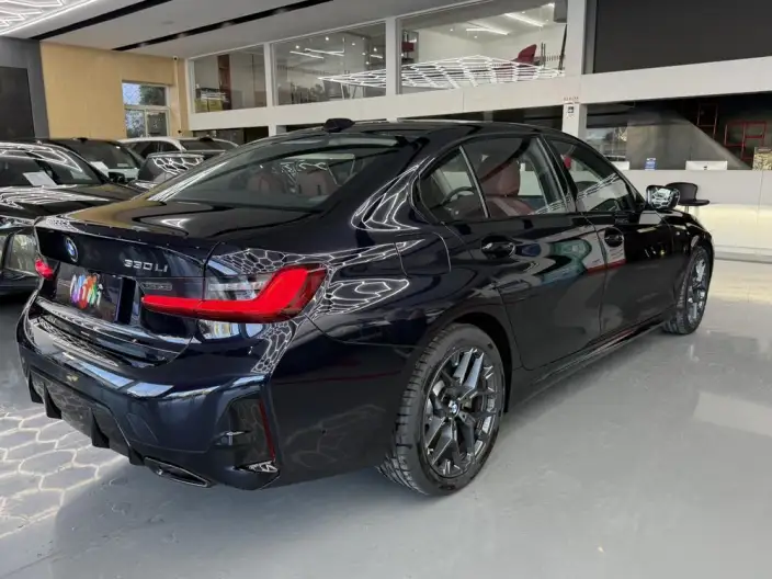 BMW 3 Series 2025 Model 330Li M Sports Night Set – фото 6