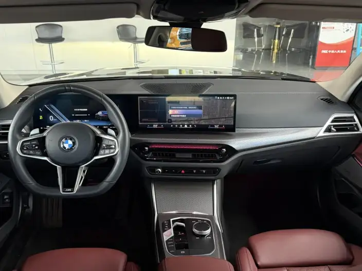 BMW 3 Series 2025 Model 330Li M Sports Night Set – фото 10