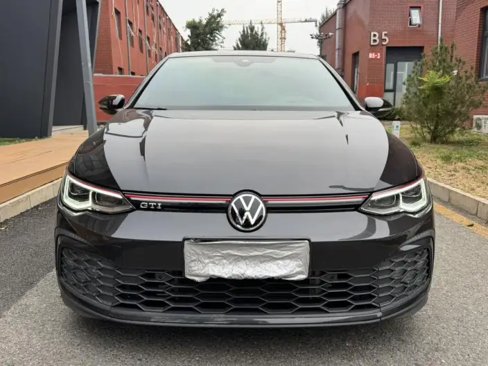 Volkswagen Golf GTI 2021 Model 380TSI DSG GTI – фото 2