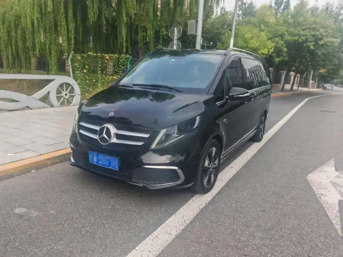 Mercedes-Benz V-Class 2022 Model V 260 Premium Edition – фото 1