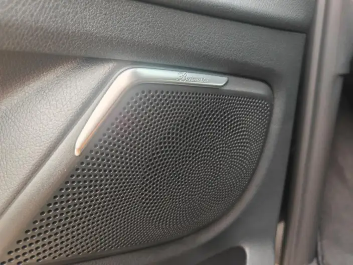 Mercedes-Benz V-Class 2022 Model V 260 Premium Edition – фото 10