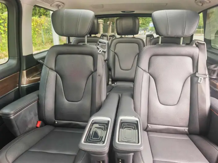 Mercedes-Benz V-Class 2022 Model V 260 Premium Edition – фото 21