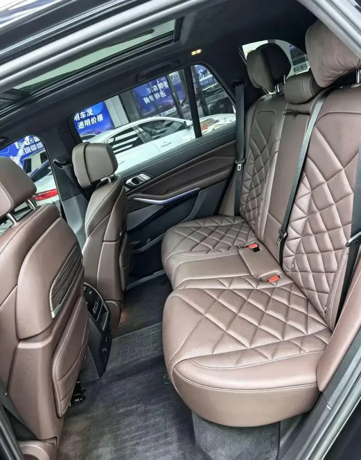 BMW X5 2022 Model xDrive 40Li M Sports Set – фото 15