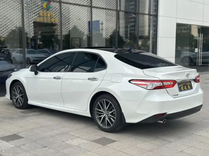 Toyota Camry 2021 Model 2.5G Deluxe Edition – фото 4