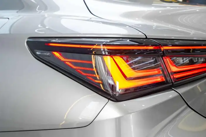 Lexus ES 2025 Model 200 Premium – фото 11