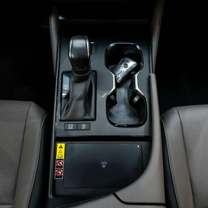 Lexus ES 2025 Model 200 Premium – фото 22