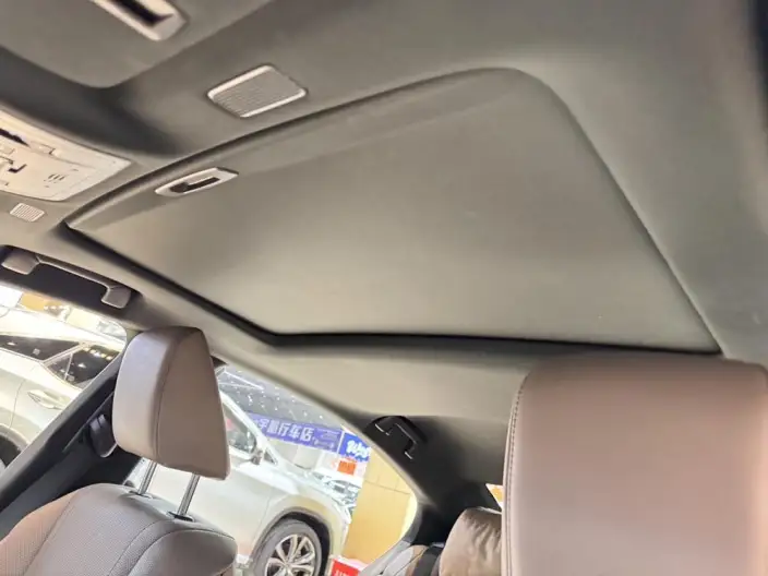 Lexus ES 2021 Model 300h Executive Edition – фото 23