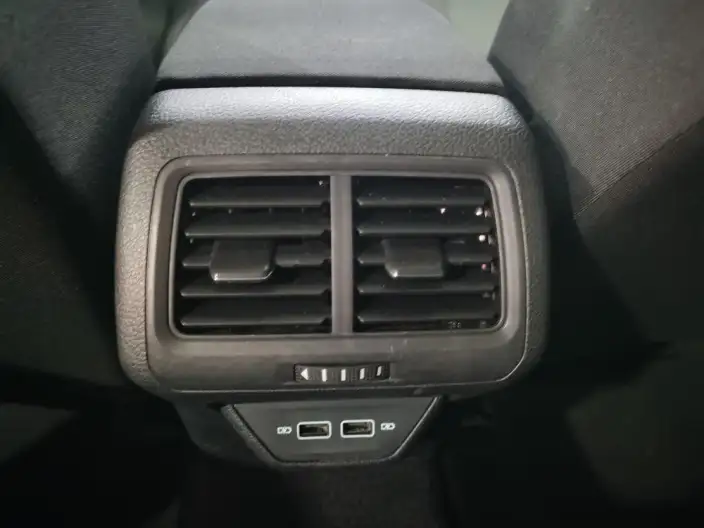 Volkswagen Golf 2020 Model 200TSI DSG Comfort Model – фото 17