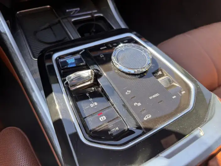 BMW i7 2023 Model eDrive50L Exclusive Model Luxury Set – фото 13