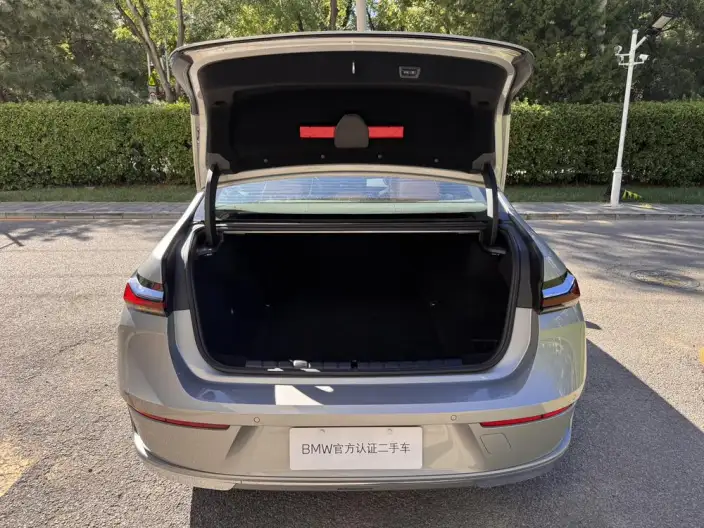 BMW i7 2023 Model eDrive50L Exclusive Model Luxury Set – фото 21