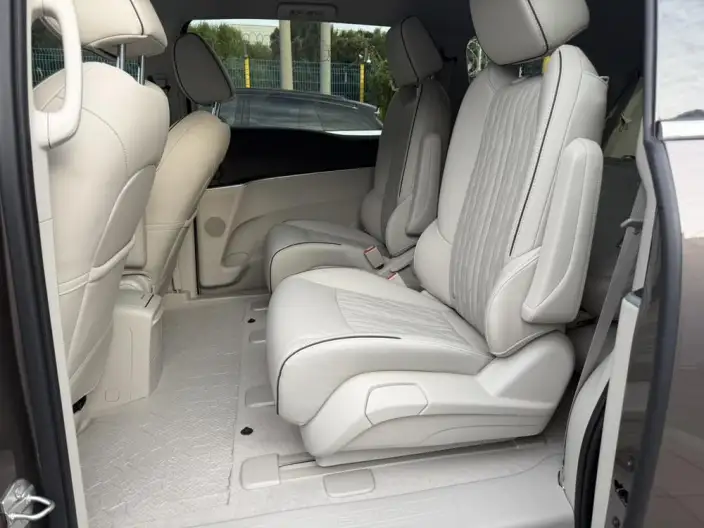 Buick GL8 2023 Model Business class 2.0T Luxury Model – фото 7