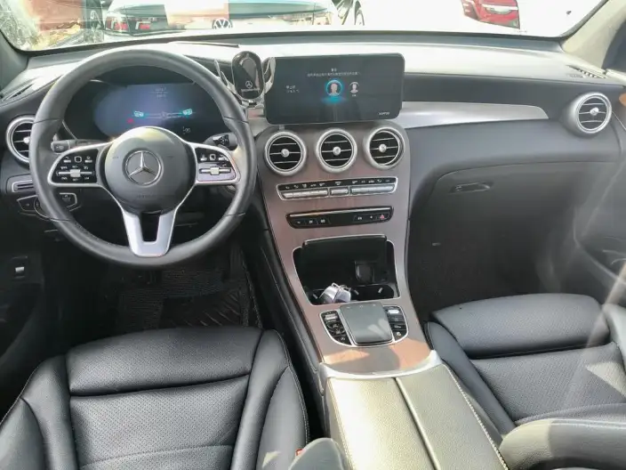 Mercedes-Benz GLC 2021 Model GLC 300 L 4MATIC Dynamic Model – фото 8