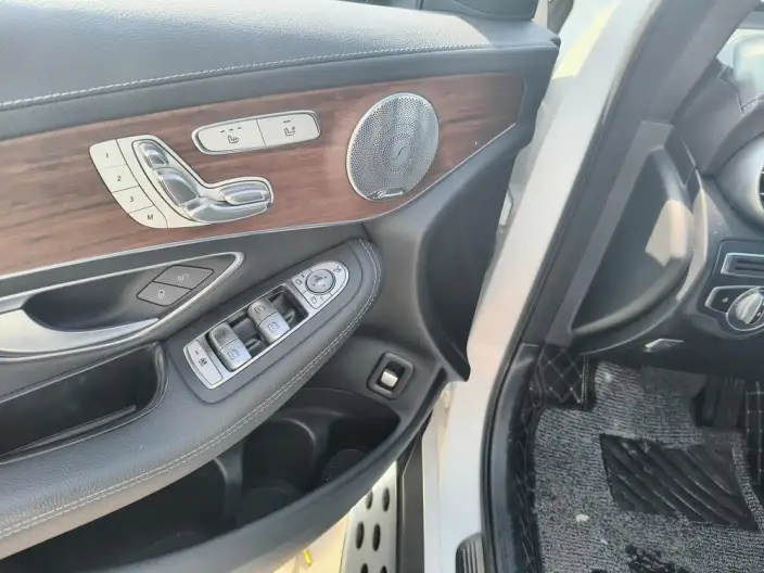 Mercedes-Benz GLC 2021 Model GLC 300 L 4MATIC Dynamic Model – фото 15