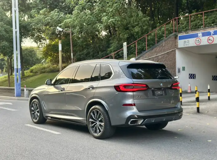 BMW X5 2022 Model Facelift xDrive 30Li M Sports Set – фото 5