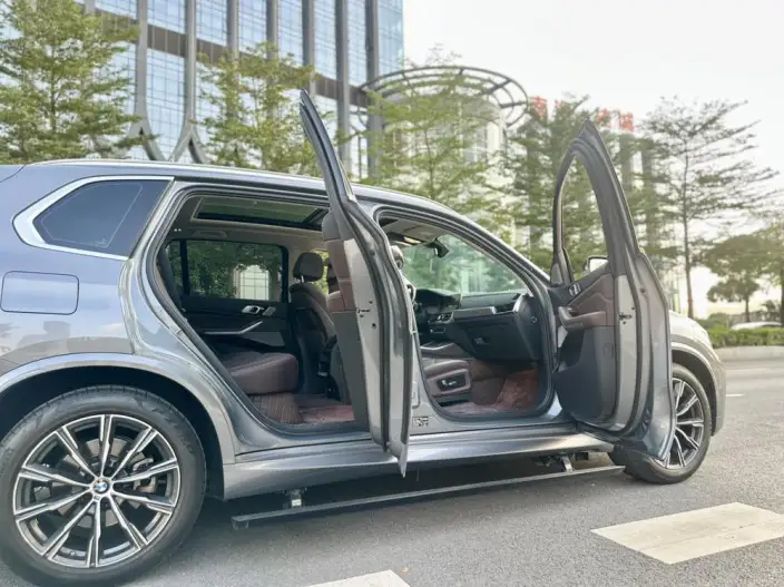 BMW X5 2022 Model Facelift xDrive 30Li M Sports Set – фото 11