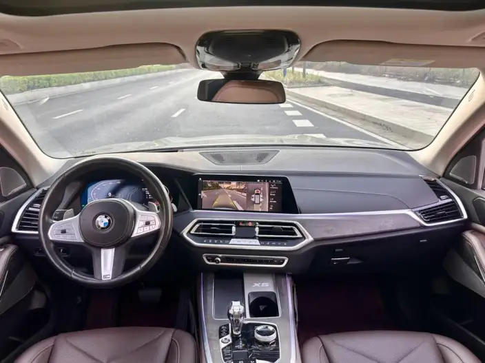 BMW X5 2022 Model Facelift xDrive 30Li M Sports Set – фото 18