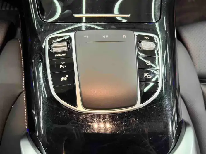 Mercedes-Benz EQC 2020 Model 350 4MATIC – фото 12