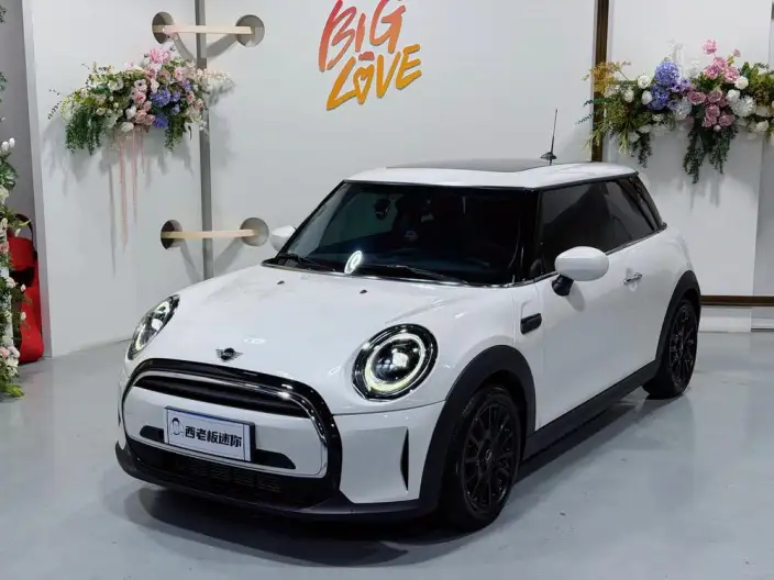MINI 2023 Model 1.5T ONE – фото 1