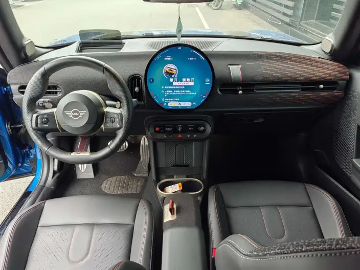 MINI JCW 2025 Model JOHN COOPER WORKS CABRIO – фото 7