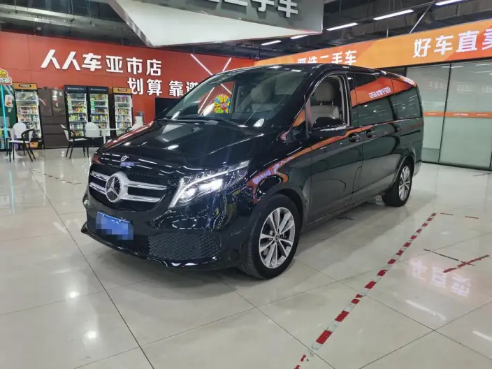 Mercedes-Benz V-Class 2022 Model V 260 Pilot Edition – фото 1