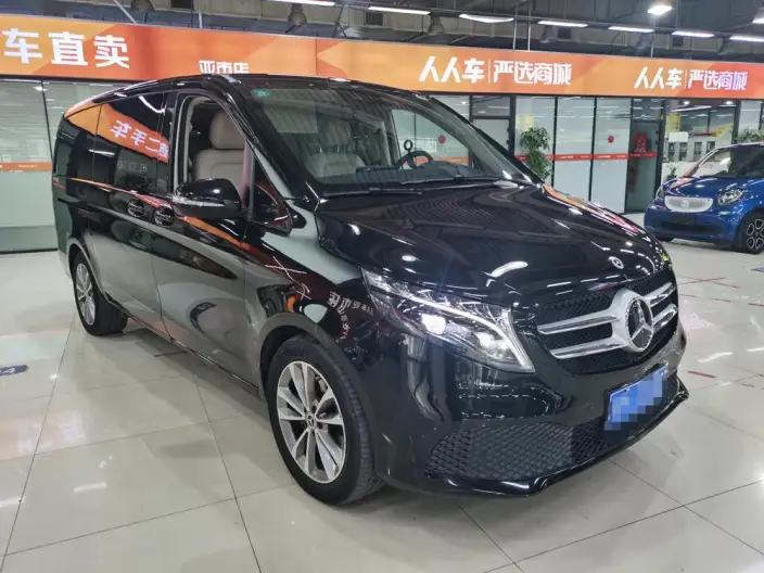 Mercedes-Benz V-Class 2022 Model V 260 Pilot Edition – фото 3