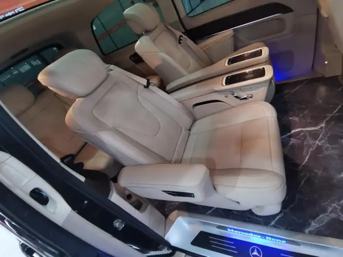 Mercedes-Benz V-Class 2022 Model V 260 Pilot Edition – фото 7