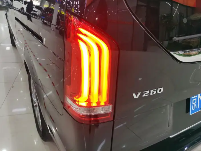 Mercedes-Benz V-Class 2022 Model V 260 Pilot Edition – фото 9