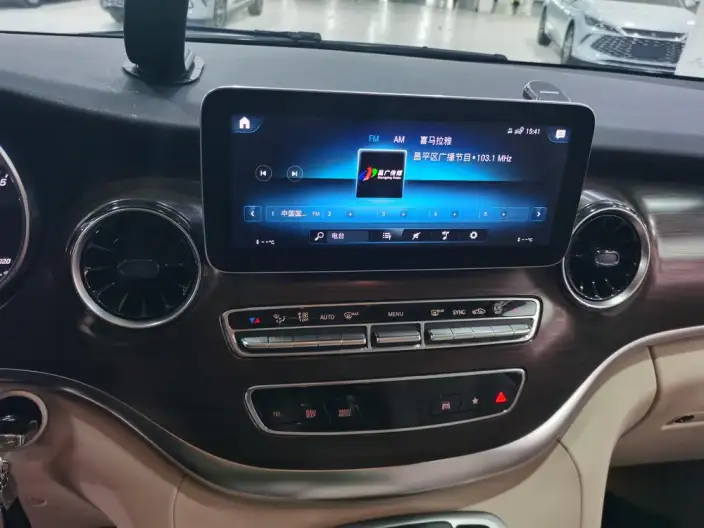 Mercedes-Benz V-Class 2022 Model V 260 Pilot Edition – фото 14