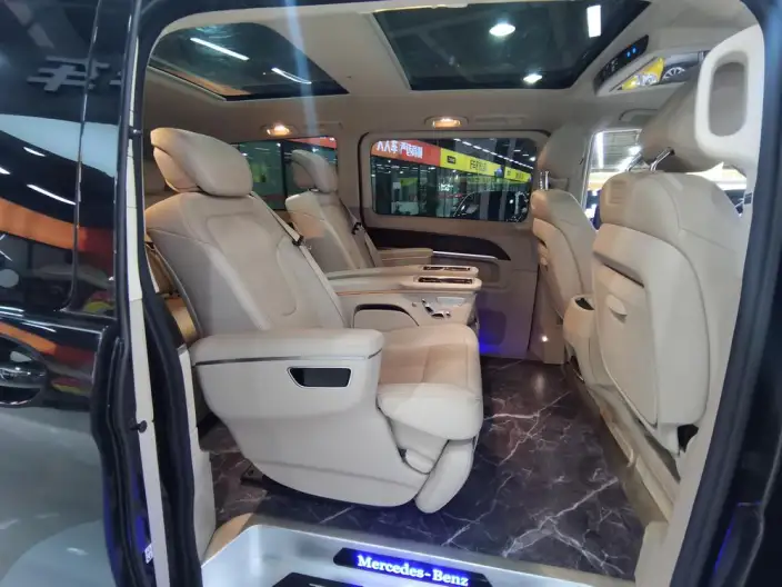 Mercedes-Benz V-Class 2022 Model V 260 Pilot Edition – фото 27