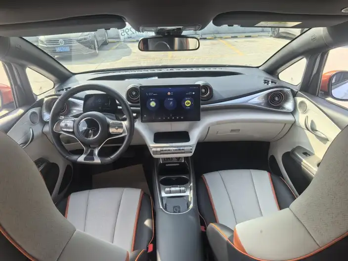 BYD Dolphin 2021 Model Fashion Edition – фото 8