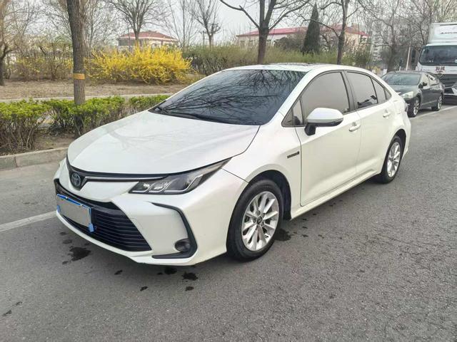 Toyota Corolla 2021 Hybrid 1.8L E-CVT Elite – фото 1