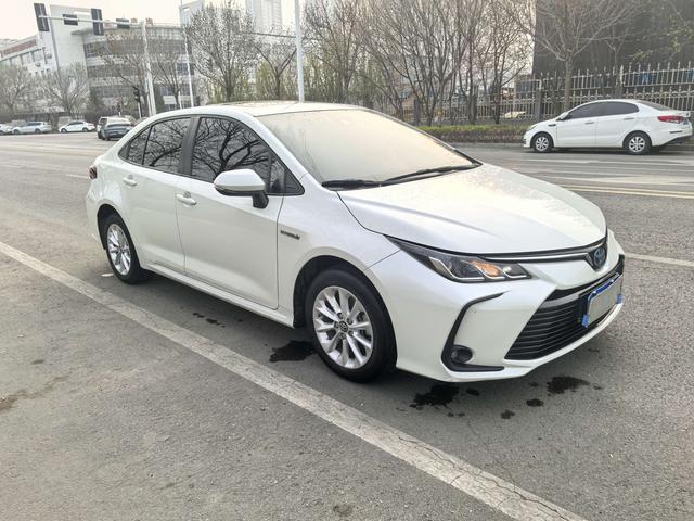 Toyota Corolla 2021 Hybrid 1.8L E-CVT Elite – фото 3