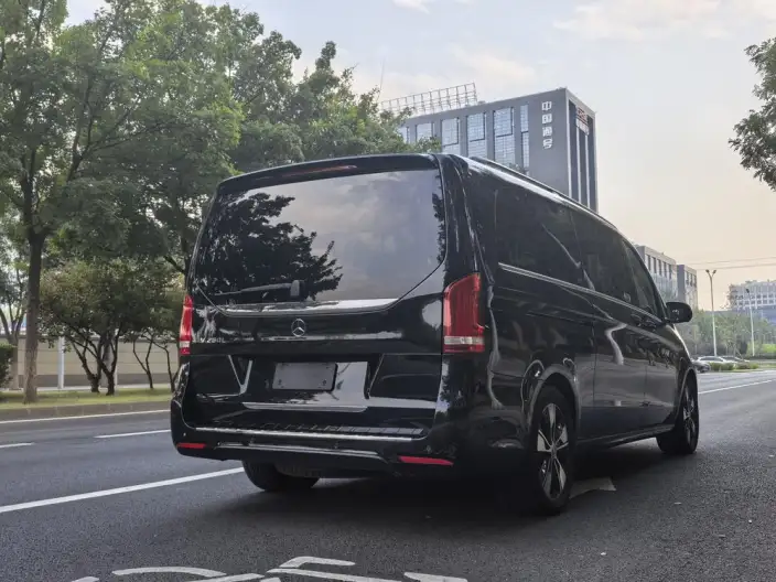Mercedes-Benz V-Class 2021 Model V 260 L Long wheelbase Deluxe Edition – фото 7