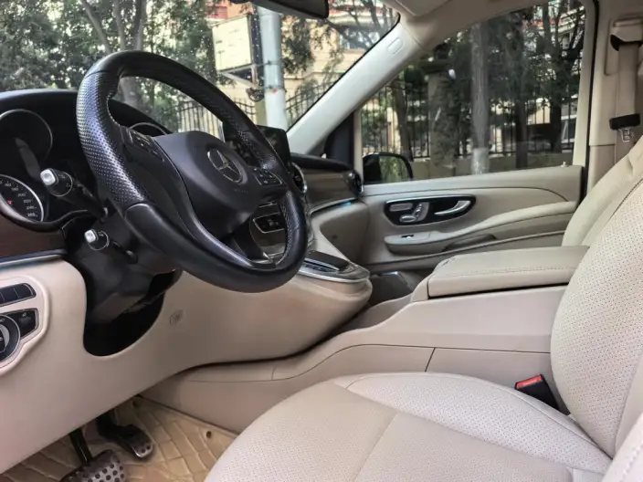 Mercedes-Benz V-Class 2021 Model V 260 L Long wheelbase Deluxe Edition – фото 19