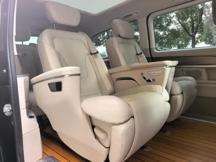 Mercedes-Benz V-Class 2021 Model V 260 L Long wheelbase Deluxe Edition – фото 22