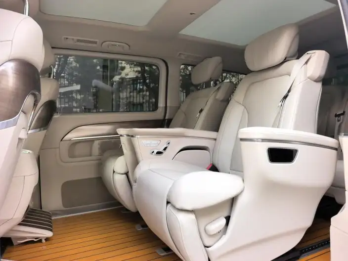 Mercedes-Benz V-Class 2021 Model V 260 L Long wheelbase Deluxe Edition – фото 26