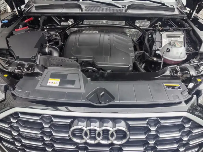 Audi Q5L 2024 Model 40TFSI Fashion Dynamic Model – фото 8