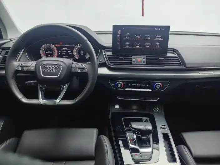 Audi Q5L 2024 Model 40TFSI Fashion Dynamic Model – фото 10