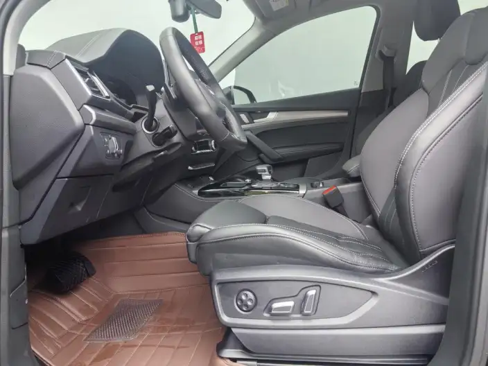 Audi Q5L 2024 Model 40TFSI Fashion Dynamic Model – фото 12