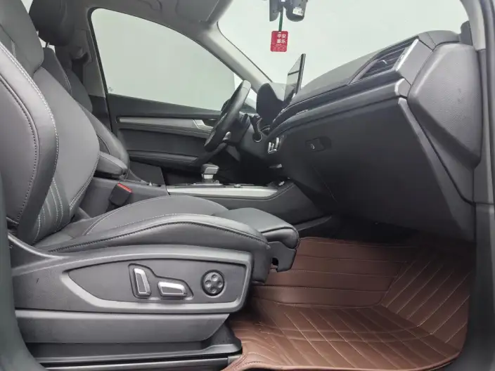 Audi Q5L 2024 Model 40TFSI Fashion Dynamic Model – фото 17