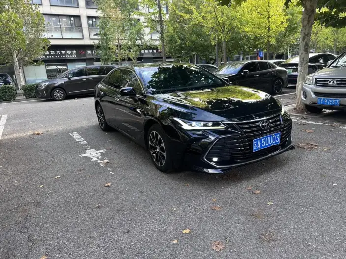 Toyota Avalon 2023 Model 2.0L CVT Deluxe Edition – фото 2