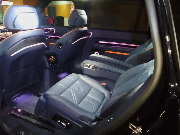 ZEEKR 9X 2025 Model Obsidian Black Edition 70kWh VI seat – фото 12