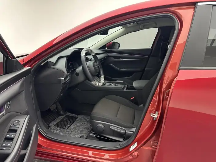 Mazda3 Axela 2023 Model 2.0L Automatic Zhi Engine Edition – фото 17