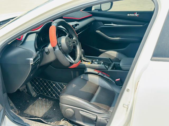 Mazda3 Axela 2020 2.0L Automatic Zhi Ya – фото 7