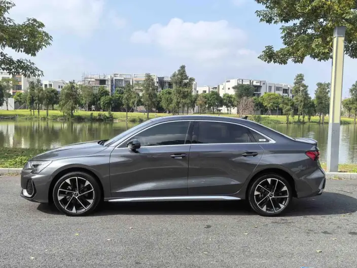 Audi A3 2026 Model A3L Limousine 35 TFSI Continental Flying Spur Exclusive Model – фото 4