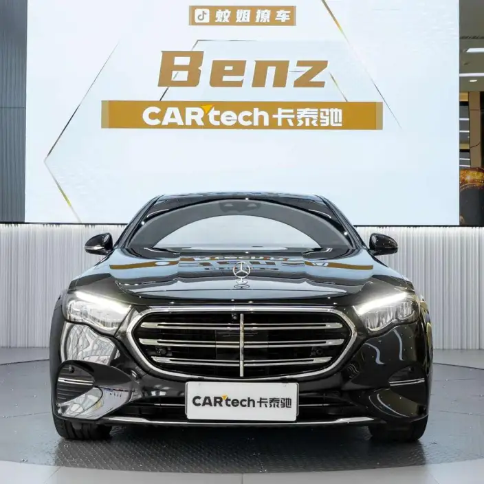 Mercedes-Benz E-Class PHEV 2024 Model E 350 e L sedan – фото 2
